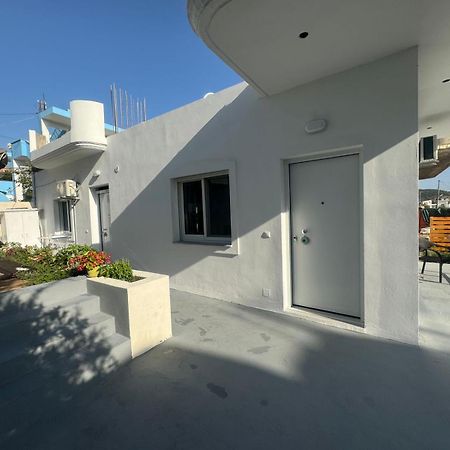 Sulozeqi Apartments Ksamil Exteriör bild