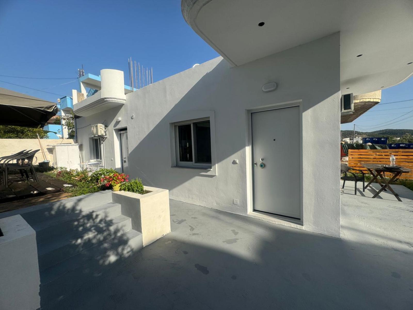 Sulozeqi Apartments Ksamil Exteriör bild